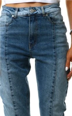 Veromoda Blue / Medium Blue Denim High Waist Ankle Straight Fit Jeans -Style Nest Store 22613 1